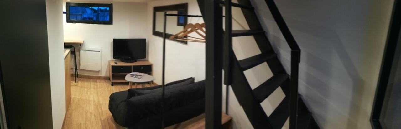 Studio Cosy Avec Acces Et Terrasse Independants Apartment Tresses Exterior foto